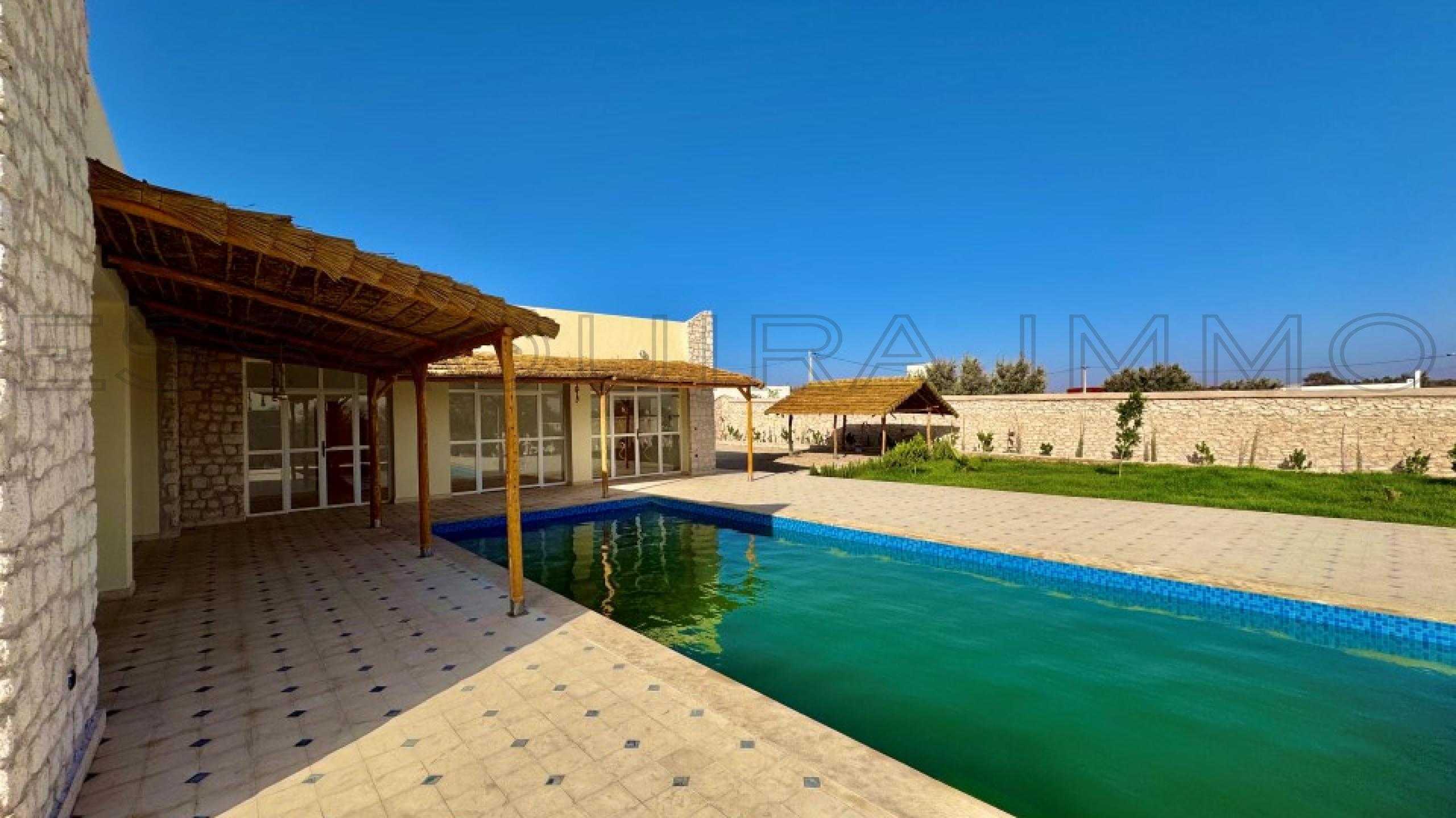 villa de 170 m² sur un terrain de 2,000 m²
