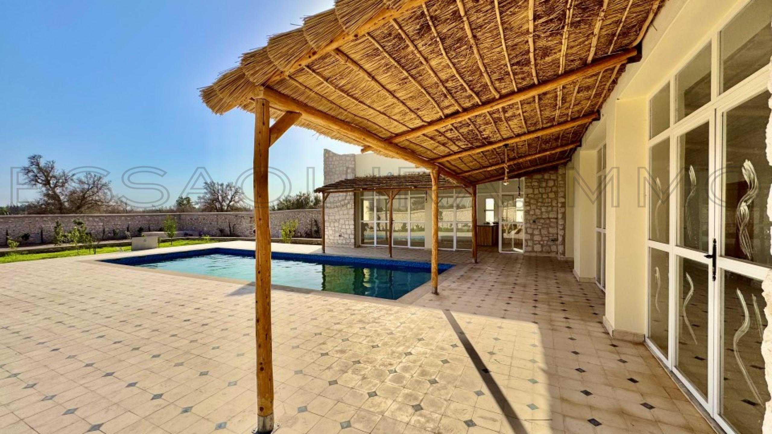 villa avec 3 chambres et 3 salles de bain