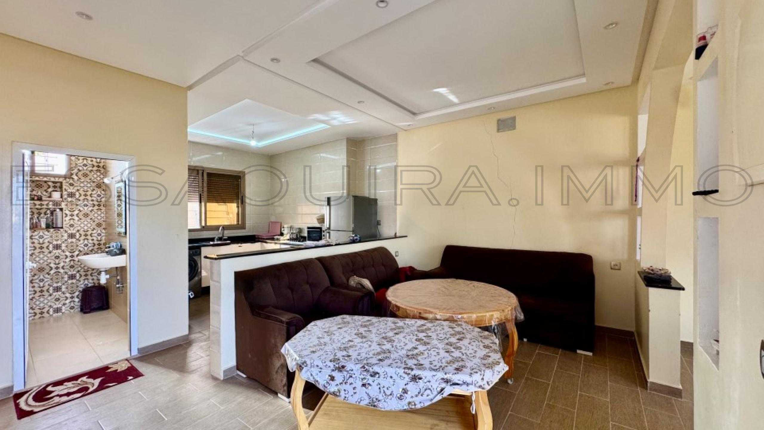 villa avec 2 chambres et 1 salle de bain