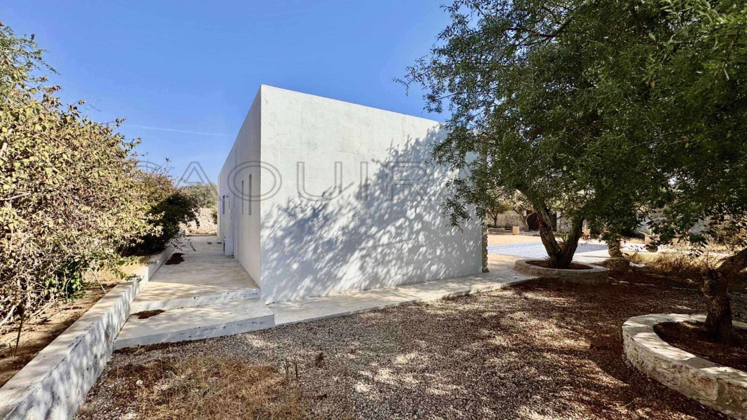 villa de 160 m² sur un terrain de 1,200 m²