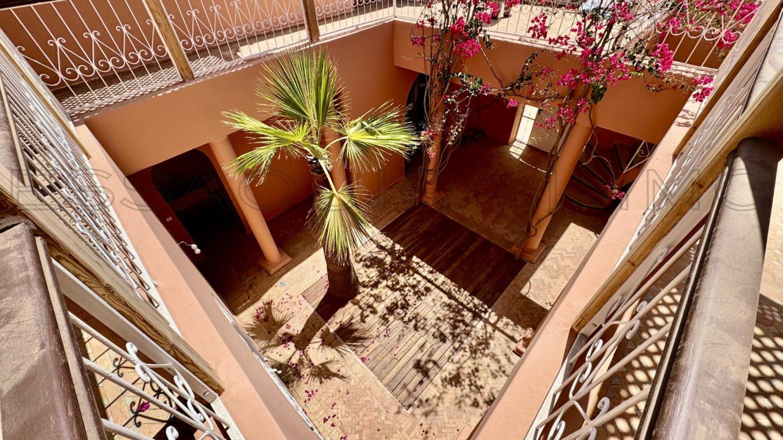 villa avec patio