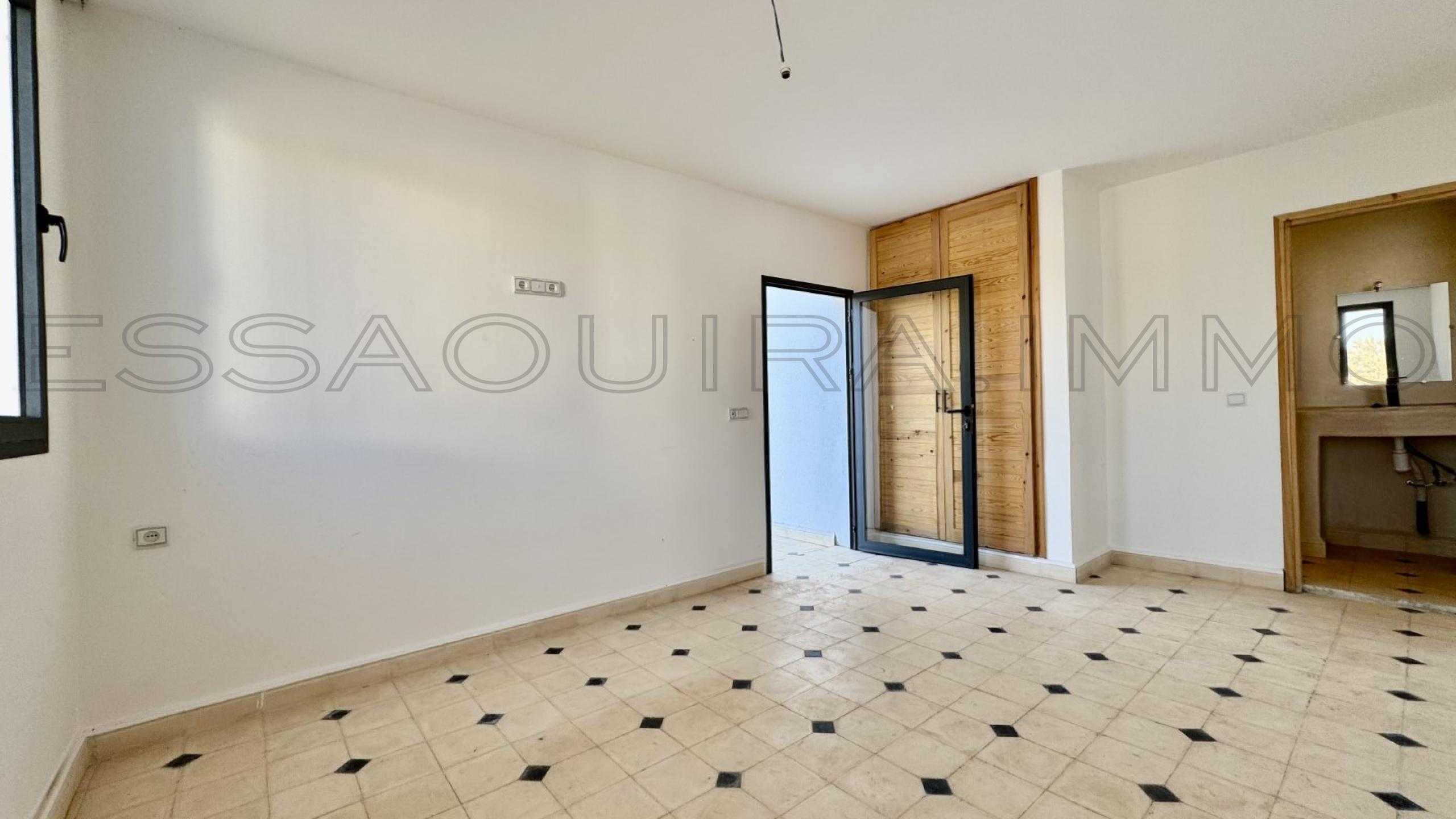 villa de 140 m² sur un terrain de 2,000 m²