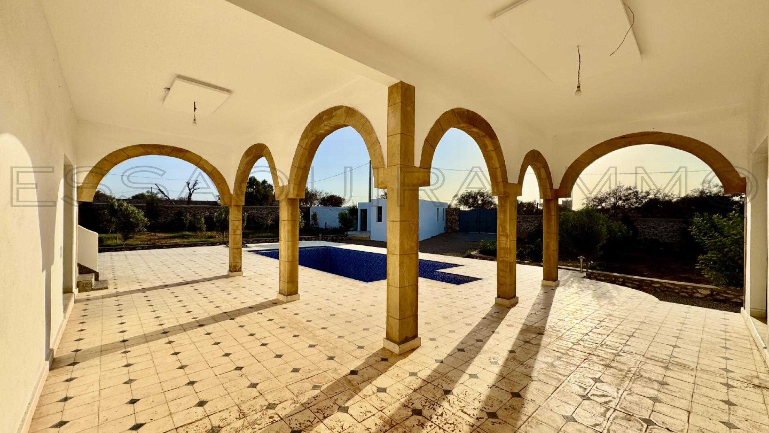 villa à 14 000dhs /mois