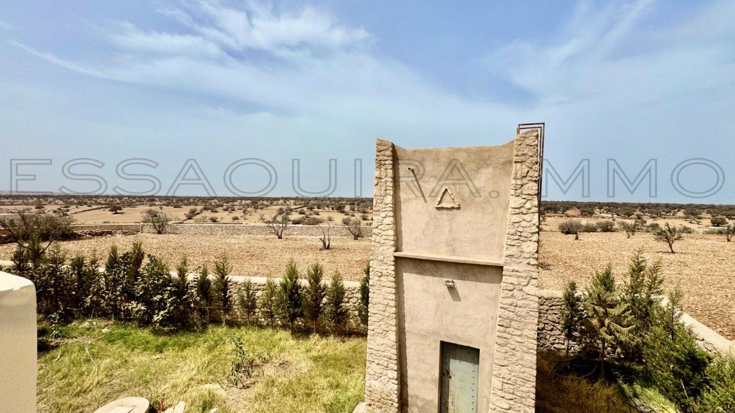 villa avec parking