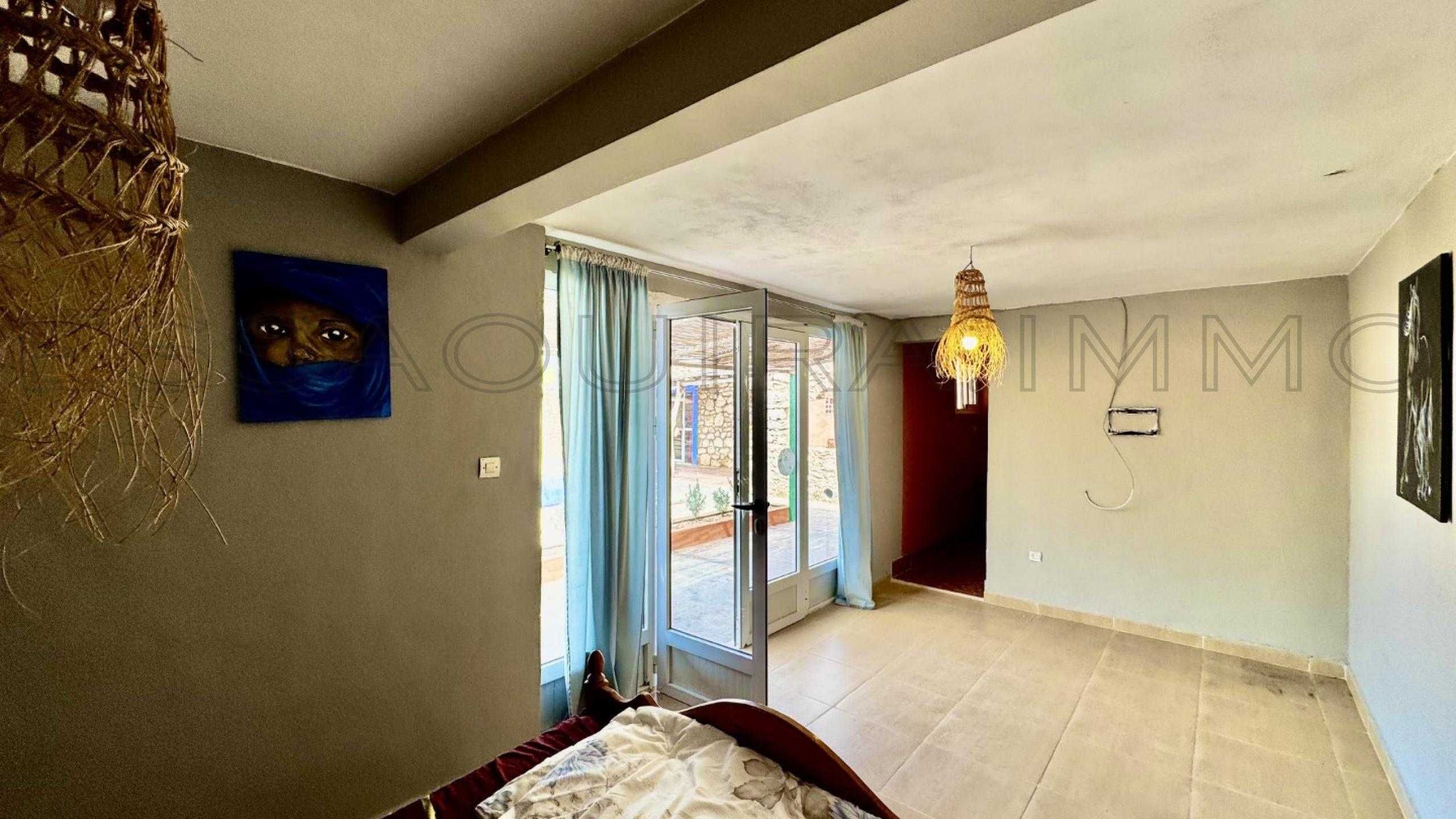 villa avec terrasse