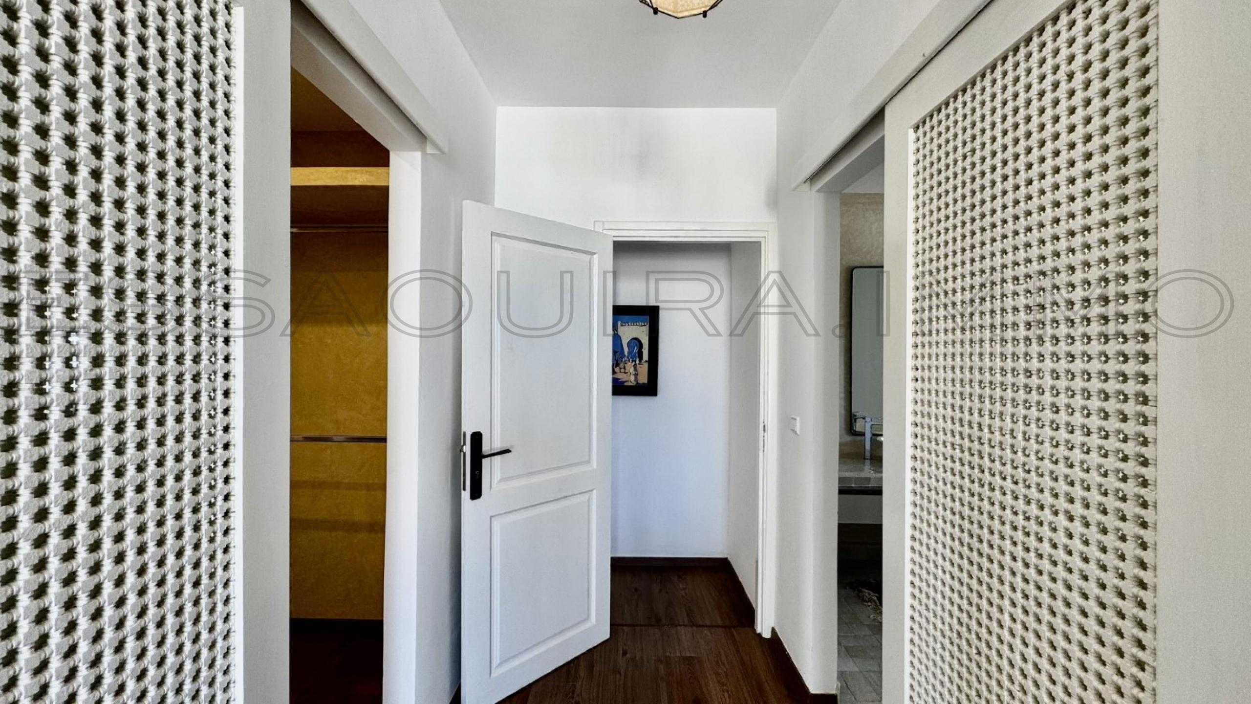 villa avec 2 chambres et 2 salles de bain