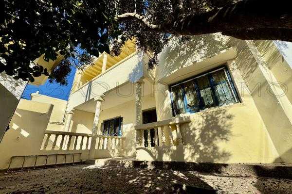 Villa à Rénover Vue Mer – Quartier des Dunes