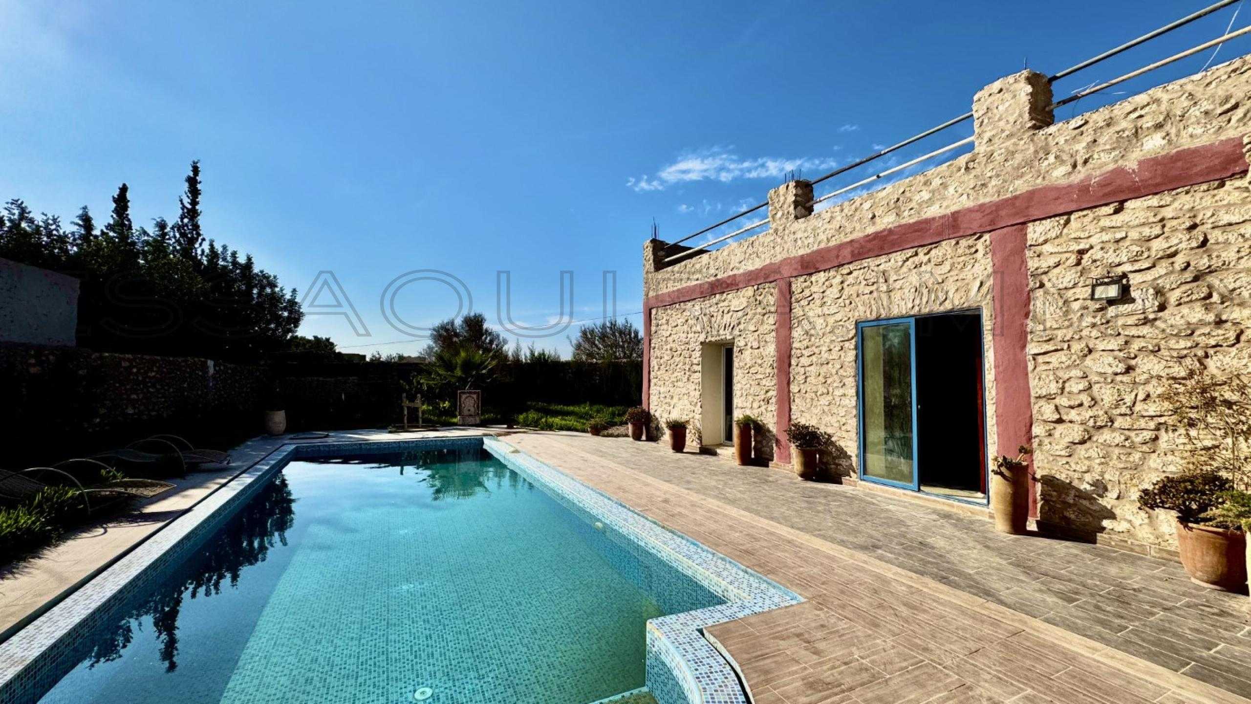 villa à 10 000dhs /mois