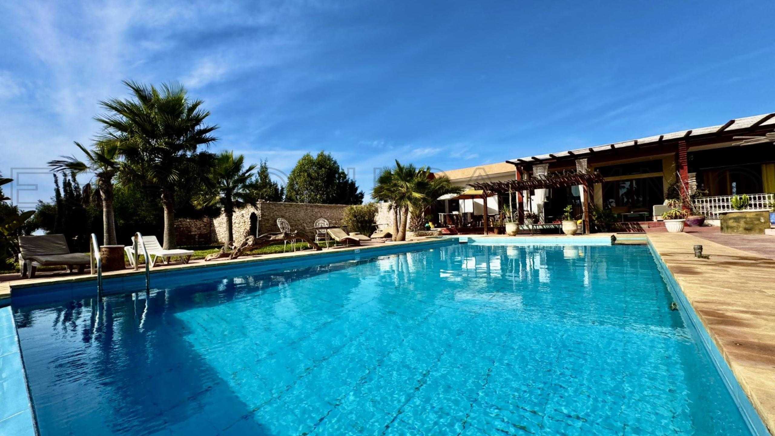 maison avec terrasse