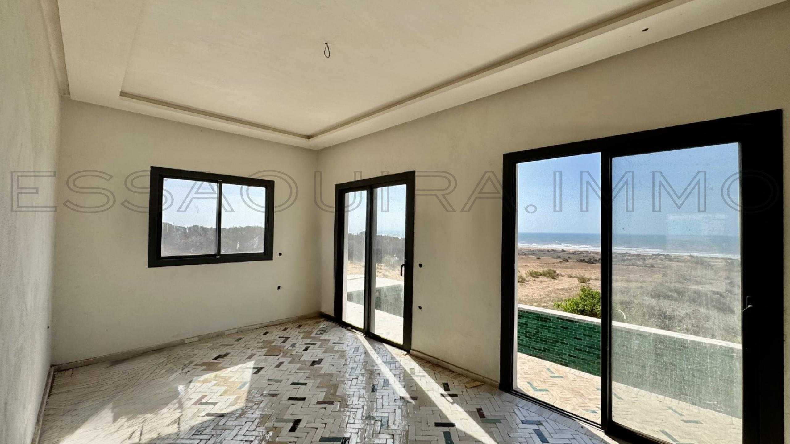 villa de 260 m² sur un terrain de 1,000 m²