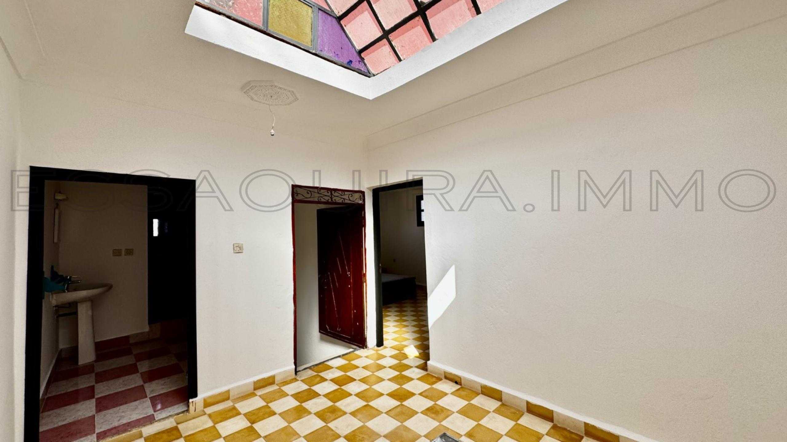 maison avec 3 chambres et 2 salles de bain