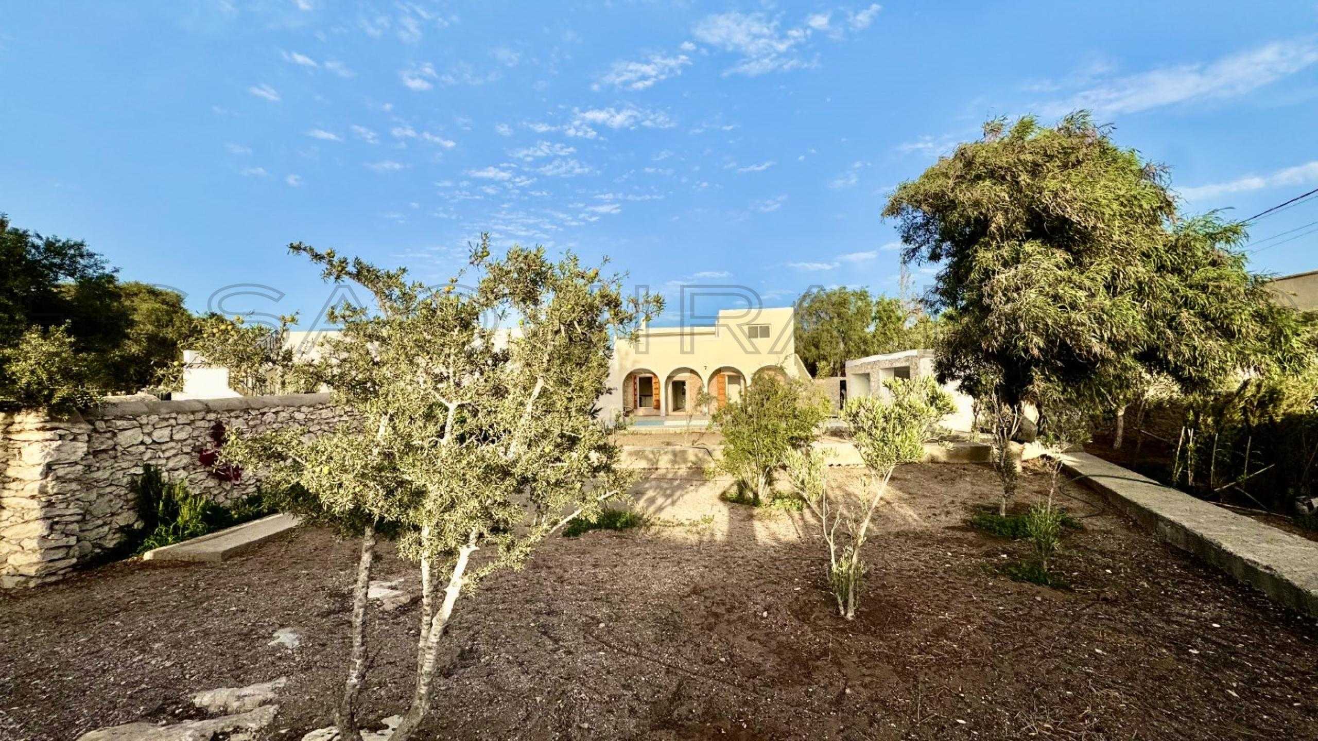 villa référence 2460