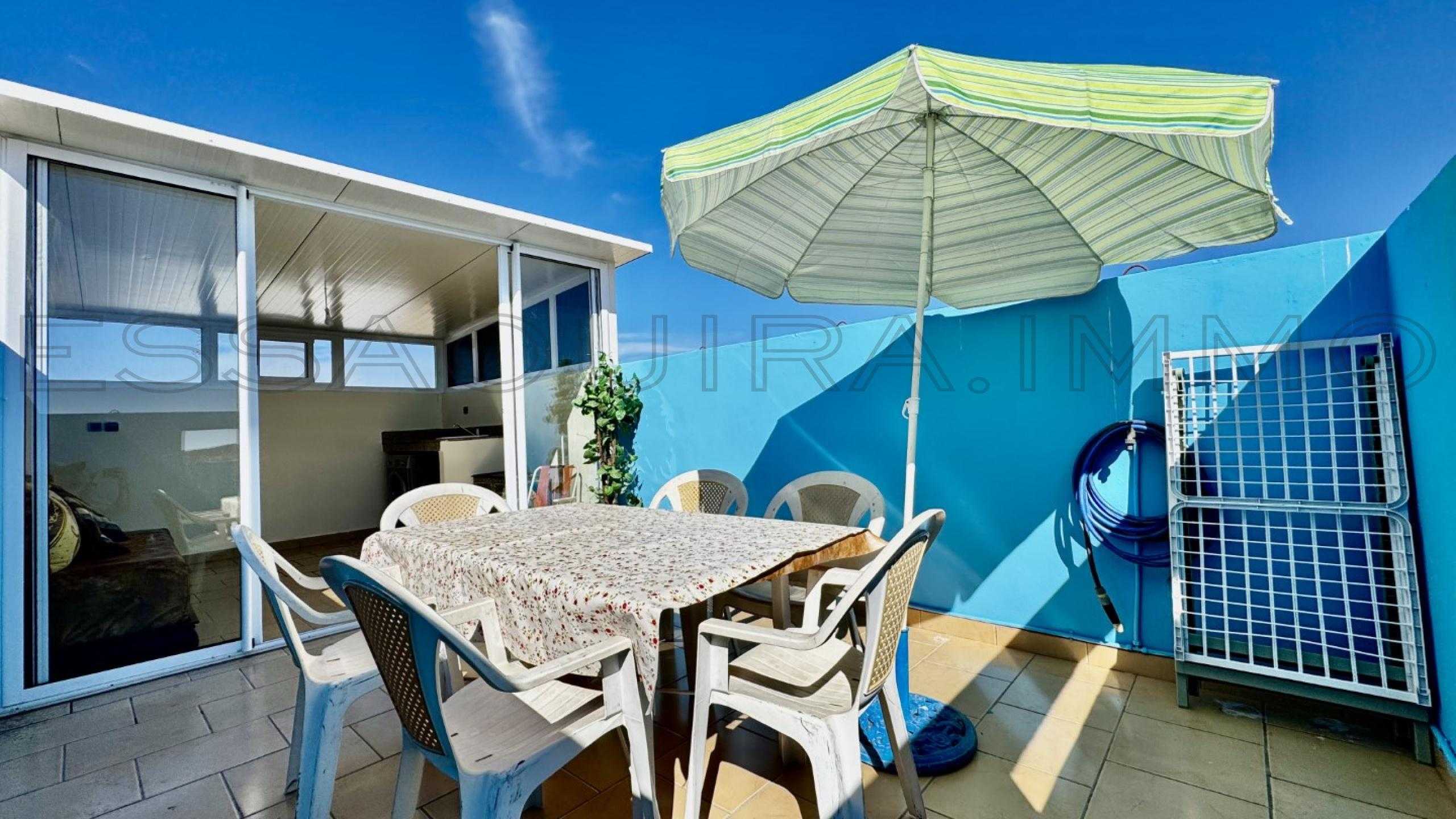 appartement avec 3 chambres et 1 salle de bain