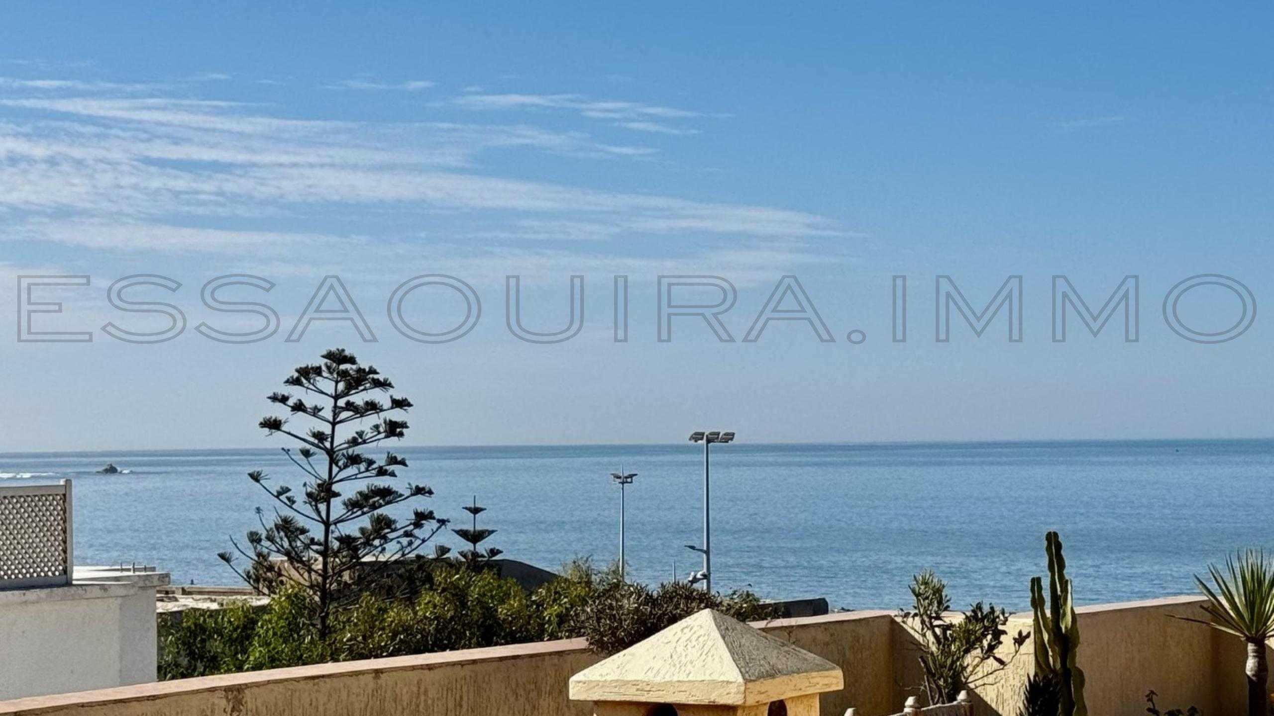 appartement avec réfrigérateur