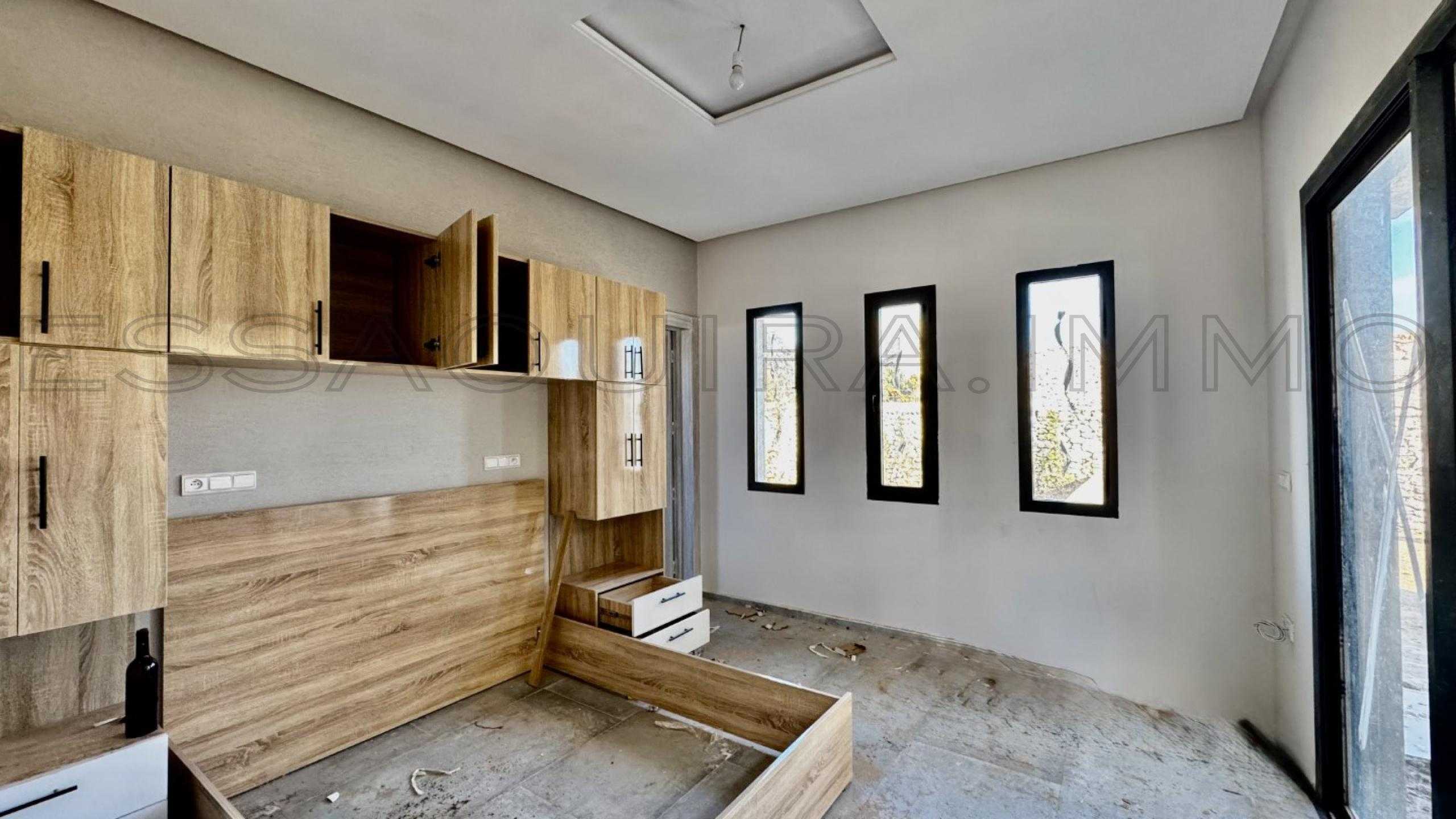 villa de 280 m² sur un terrain de 1,000 m²