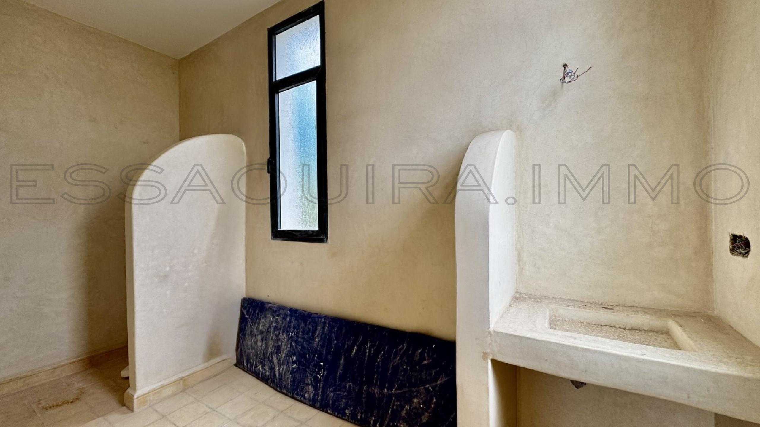 villa de 240 m² sur un terrain de 1,200 m²