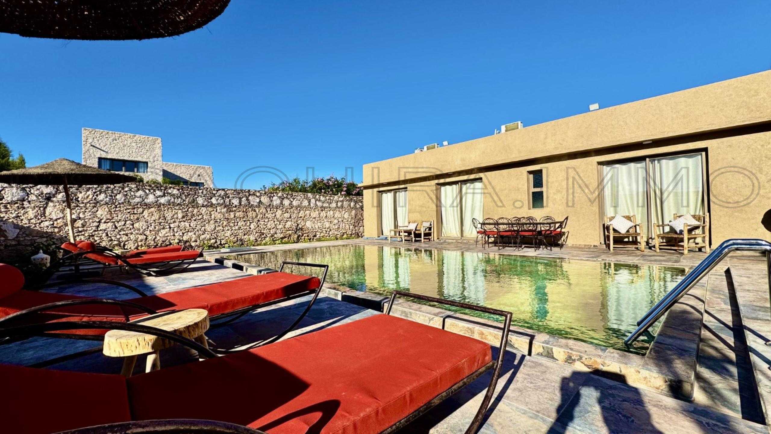 villa avec chauffe-eau solaire