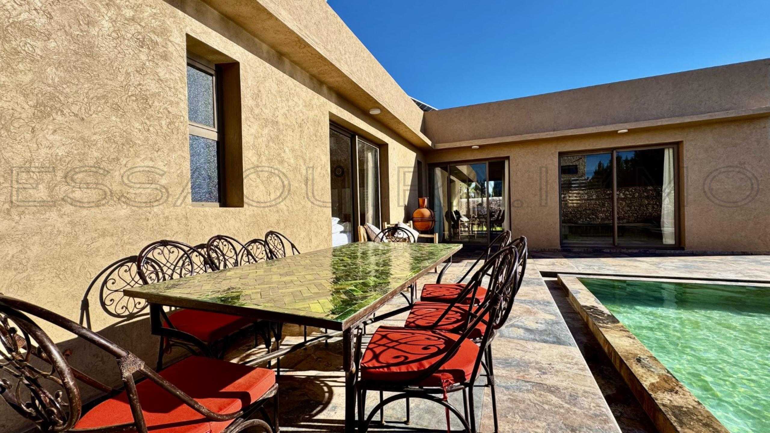 villa de 140 m² sur un terrain de 1,000 m²