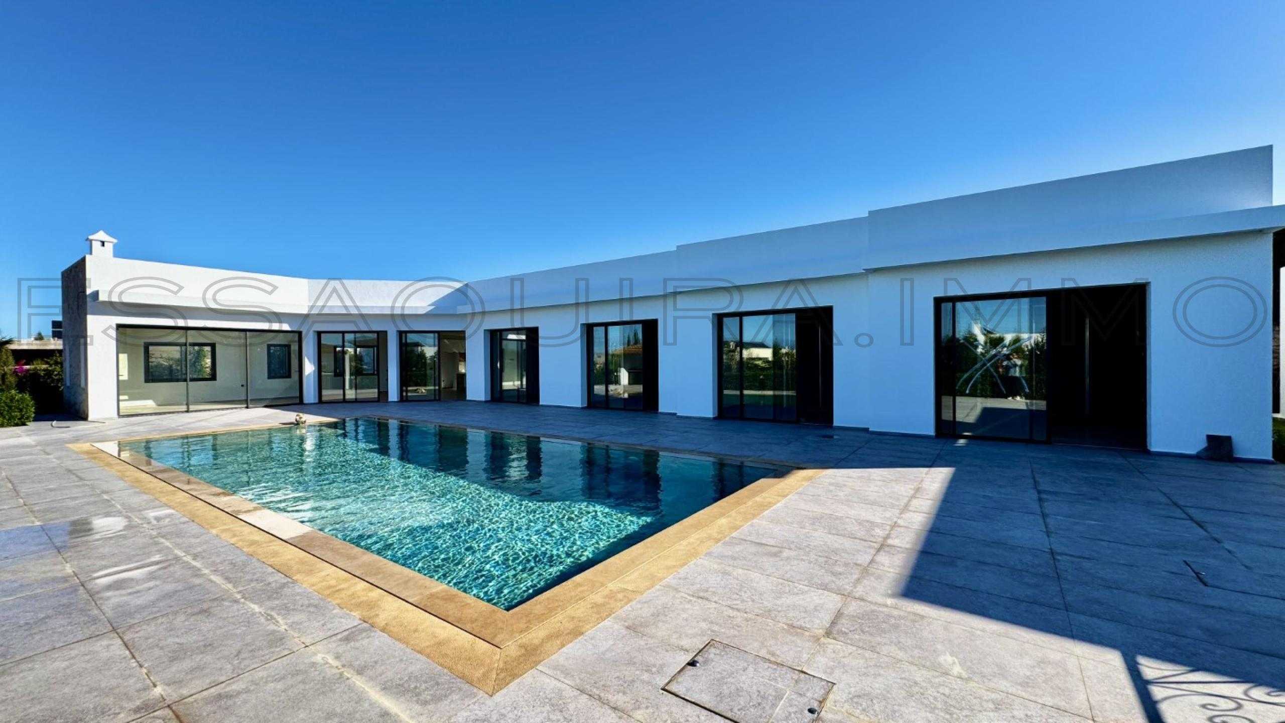 villa référence 2483