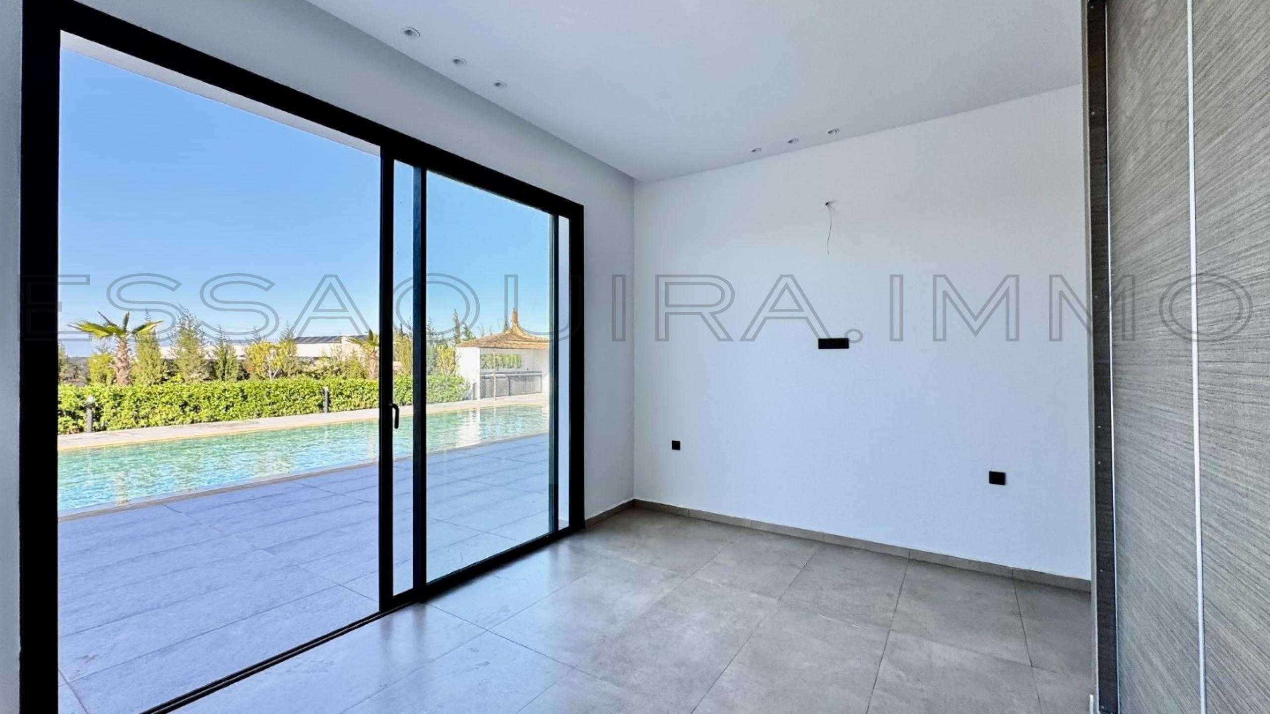 villa référence 2483