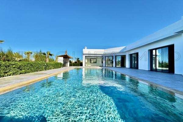 Villa contemporaine en zone urbaine – Aux portes d’Essaouira