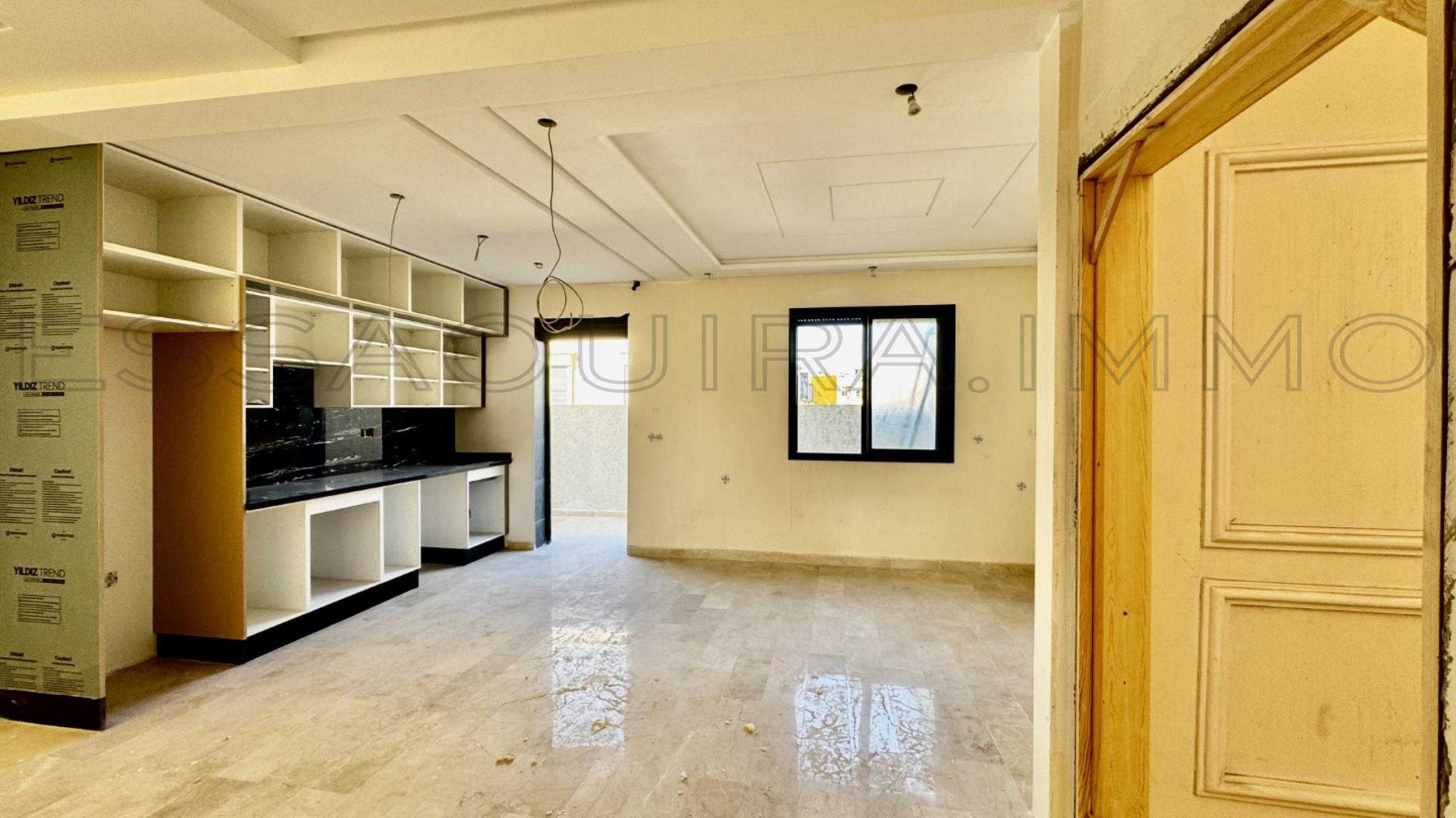 appartement avec 2 chambres et 2 salles de bain