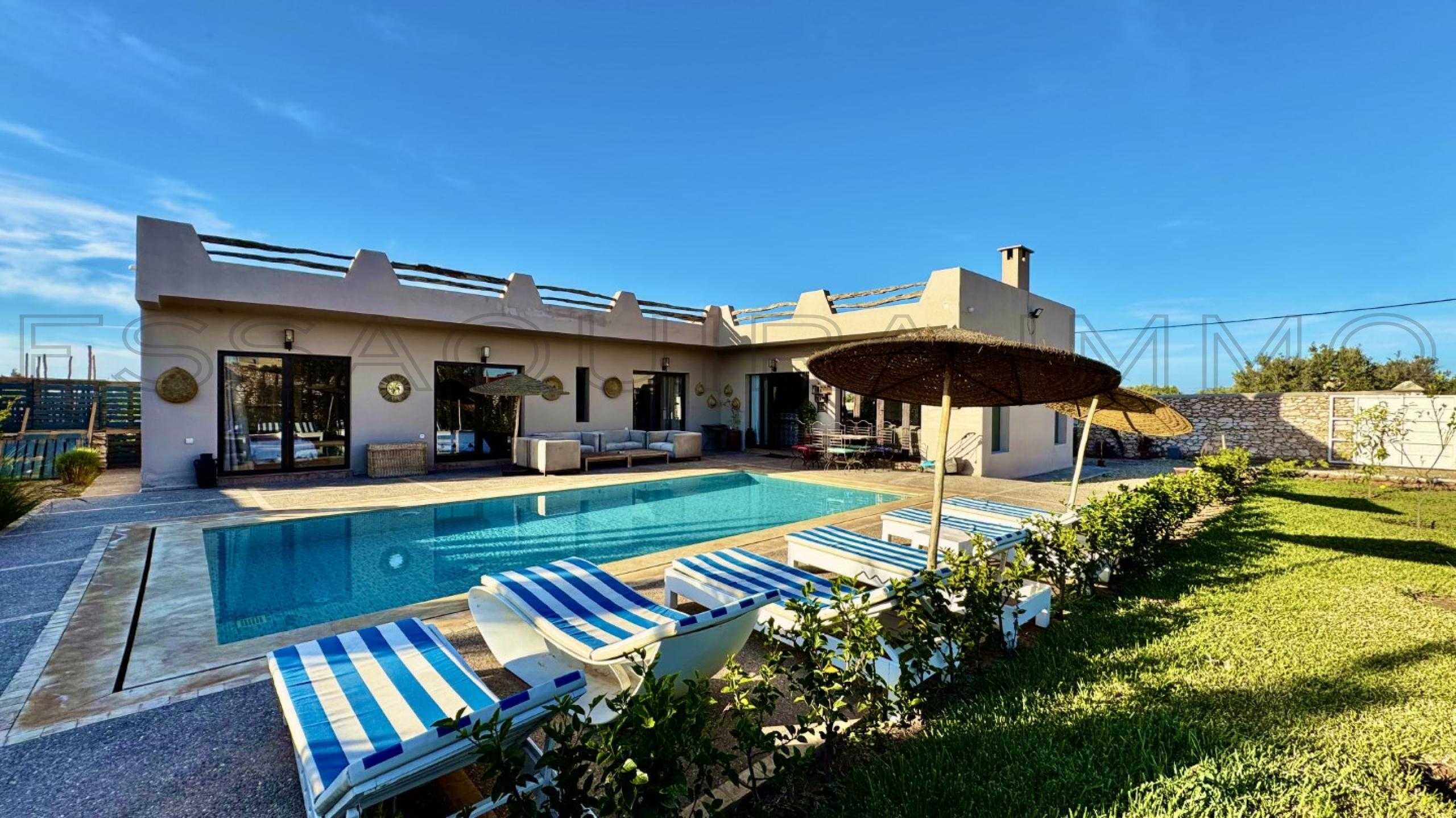 villa référence 2489