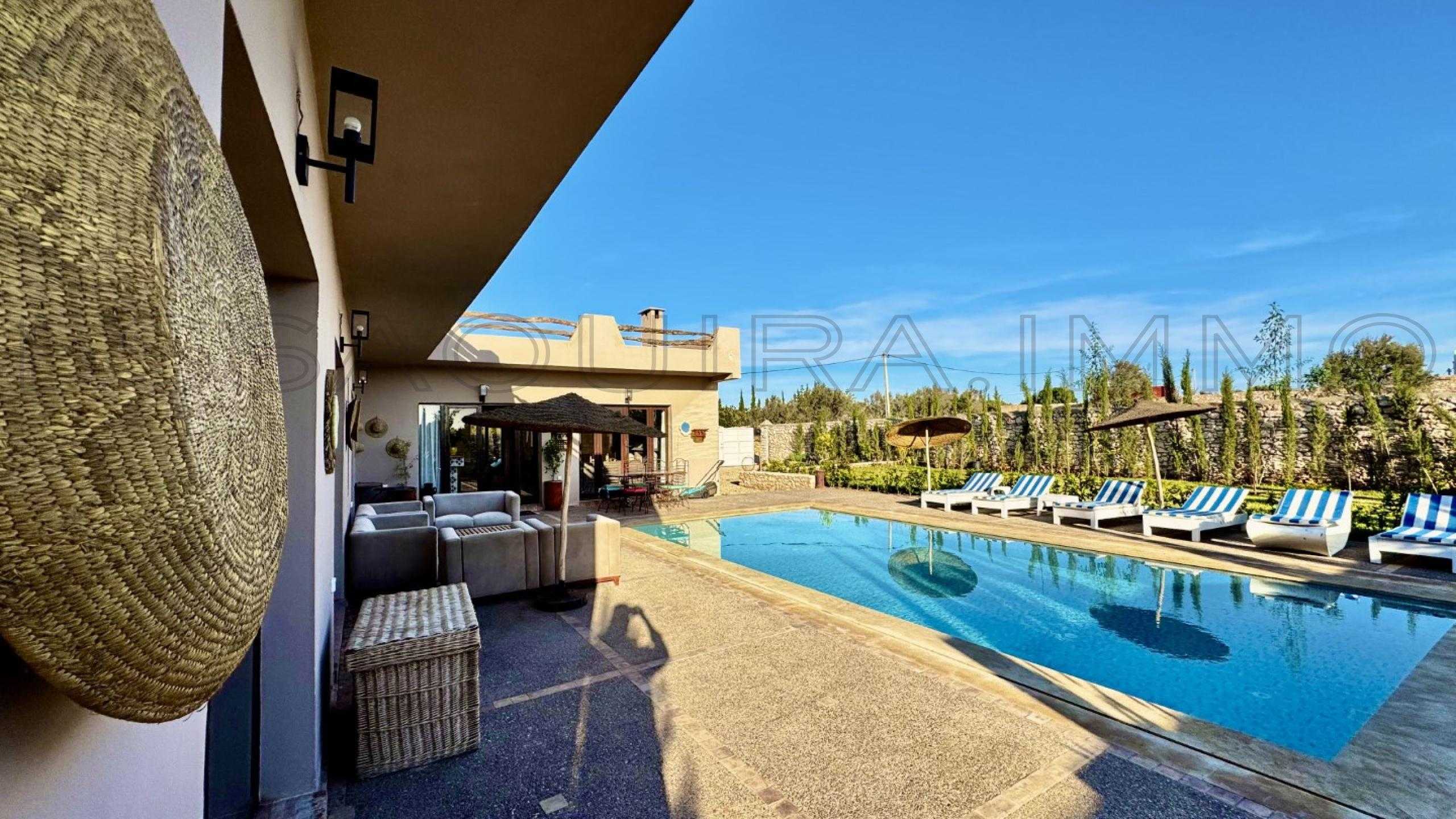 villa avec cheminée