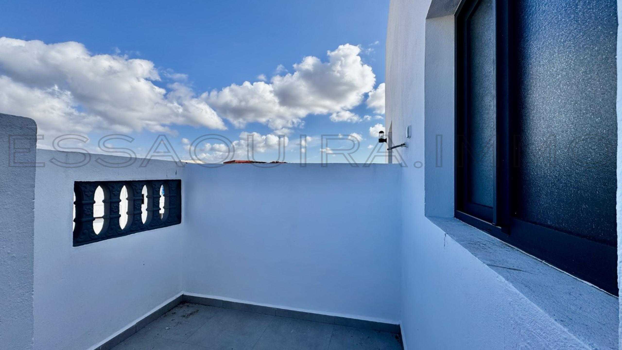 appartement avec 2 chambres et 1 salle de bain