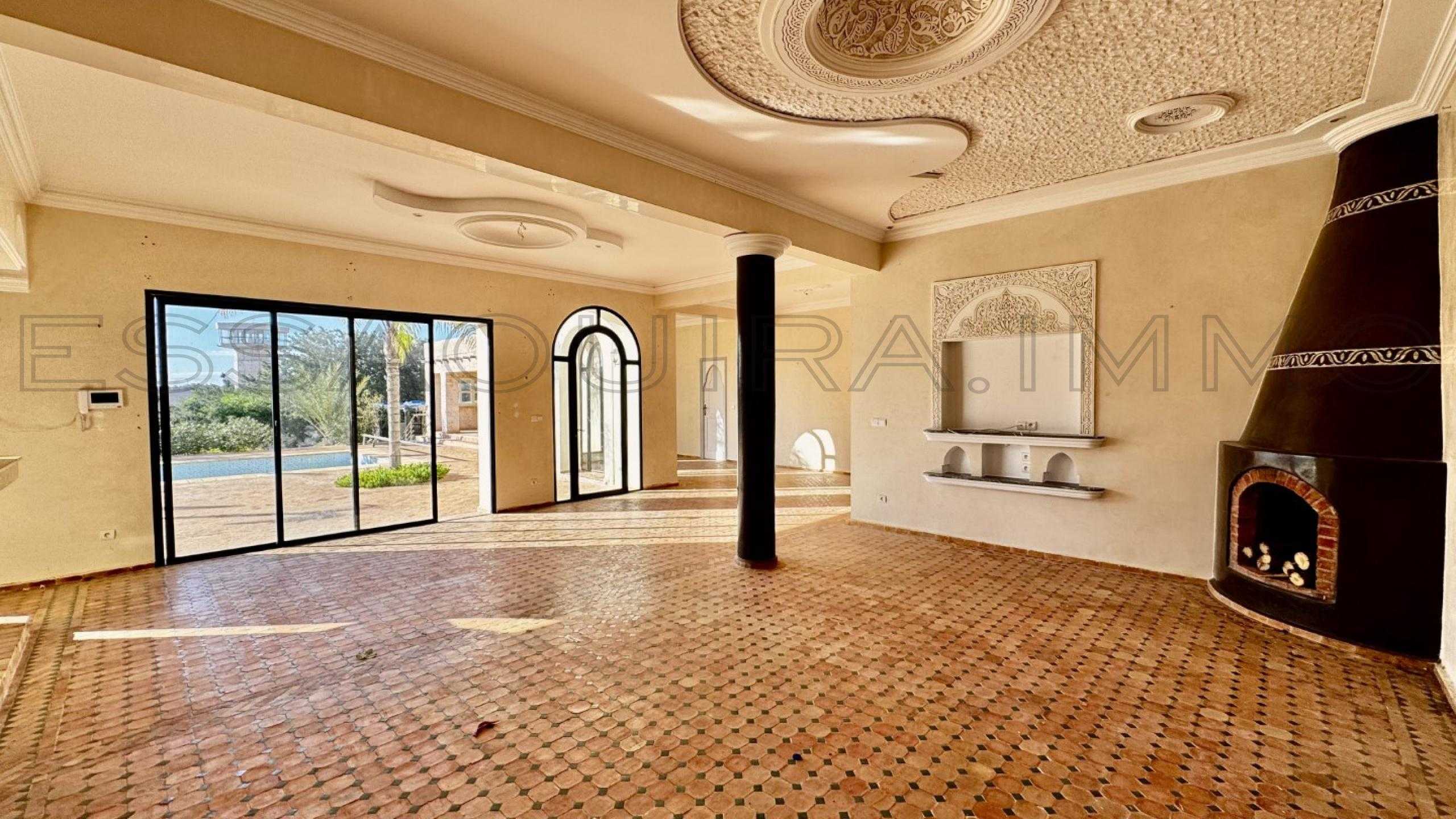 villa de 200 m&sup2; sur un terrain de 2,000 m&sup2;