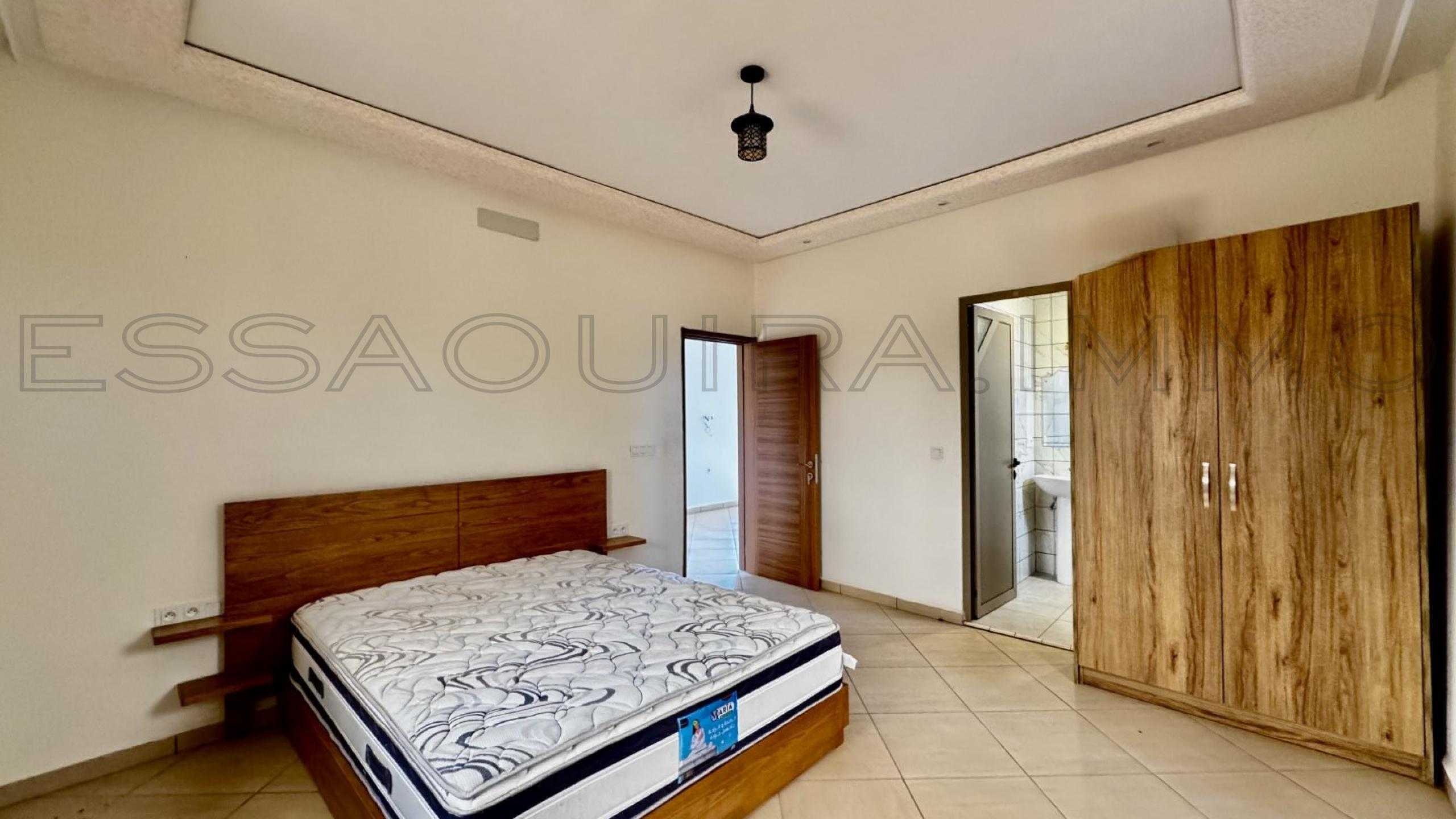 villa avec haut plafond