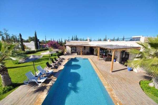 Villa contemporaine avec charme traditionnel – Route de Sidi Kaouki