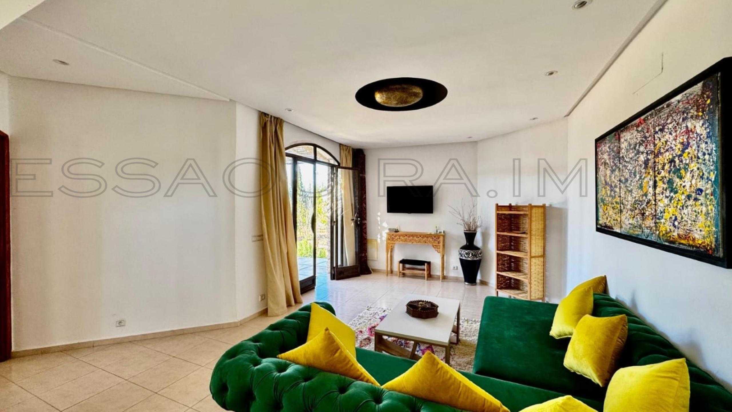 villa avec téléphone