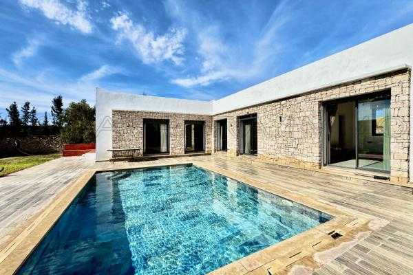 Superbe villa de plain-pied à Ghazoua