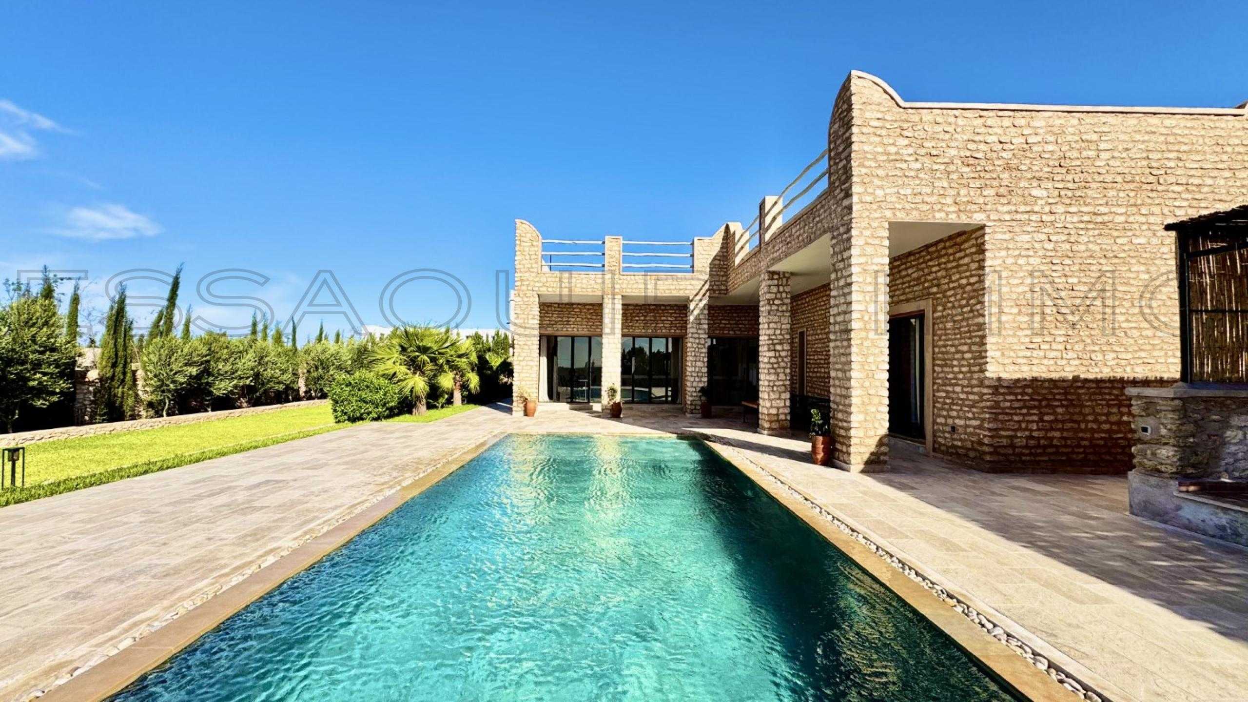 villa référence 2503