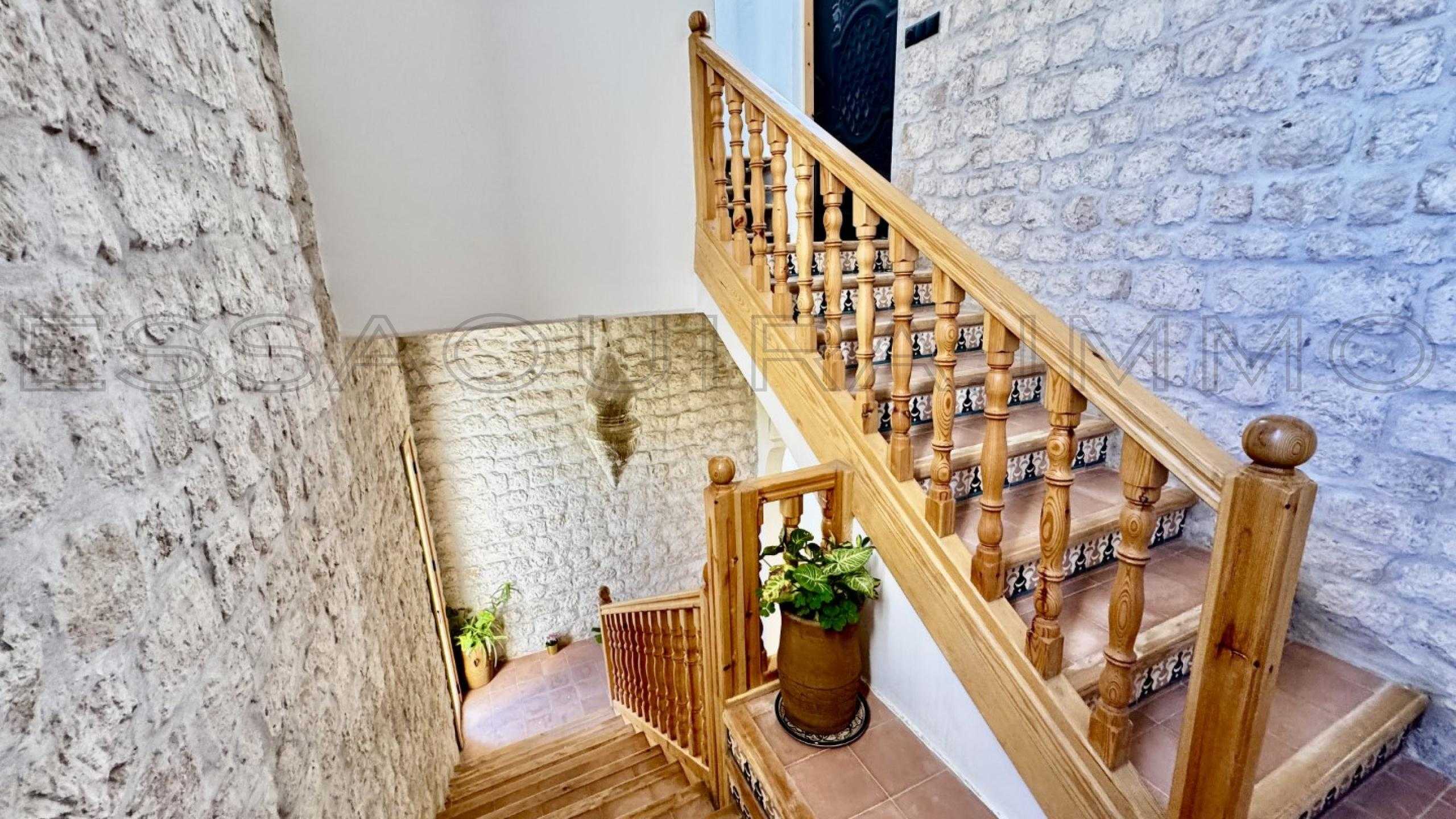 villa de 180 m&sup2; sur un terrain de 2,000 m&sup2;