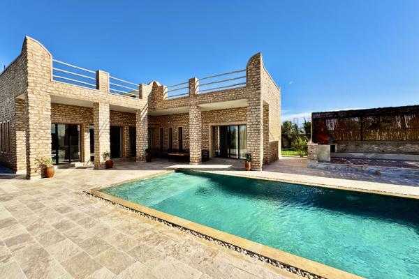 Villa tout confort avec élégance à 3km de Ghazoua