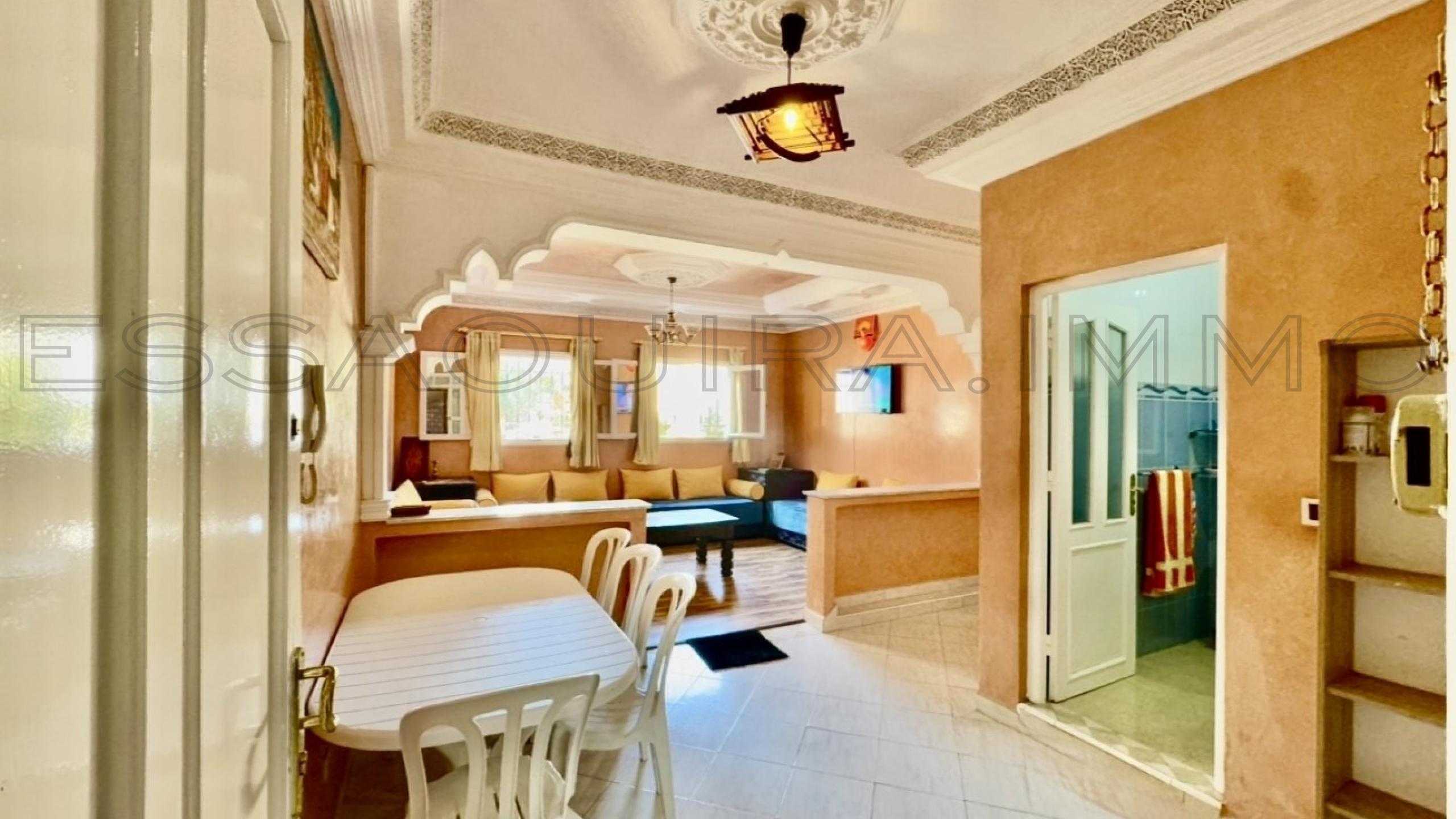 appartement avec 2 chambres et 1 salle de bain