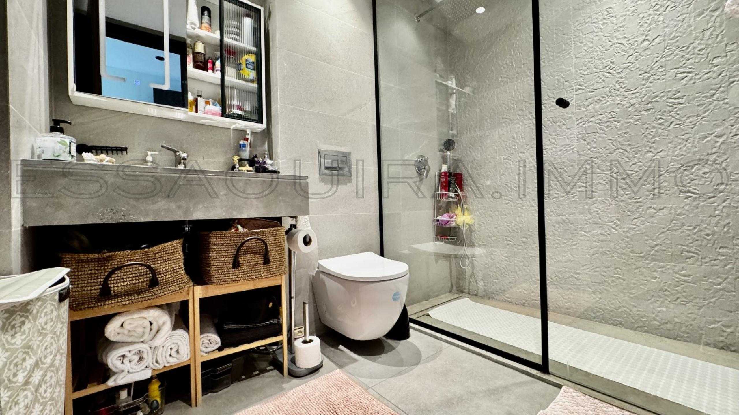 appartement avec lecteur bluetooth