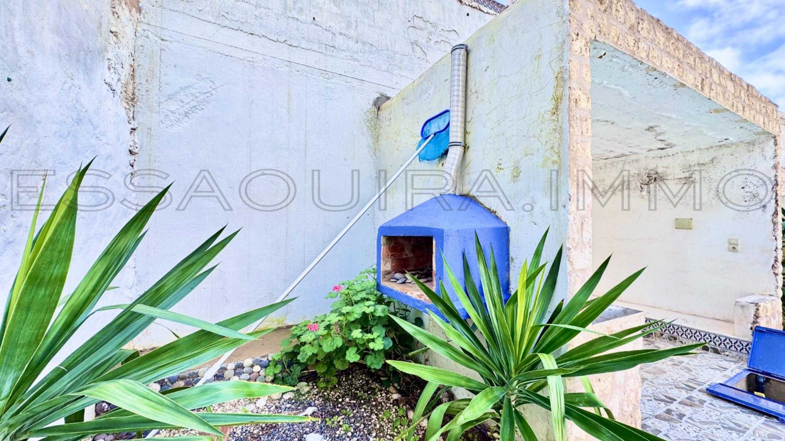 villa avec 3 chambres et 2 salles de bain