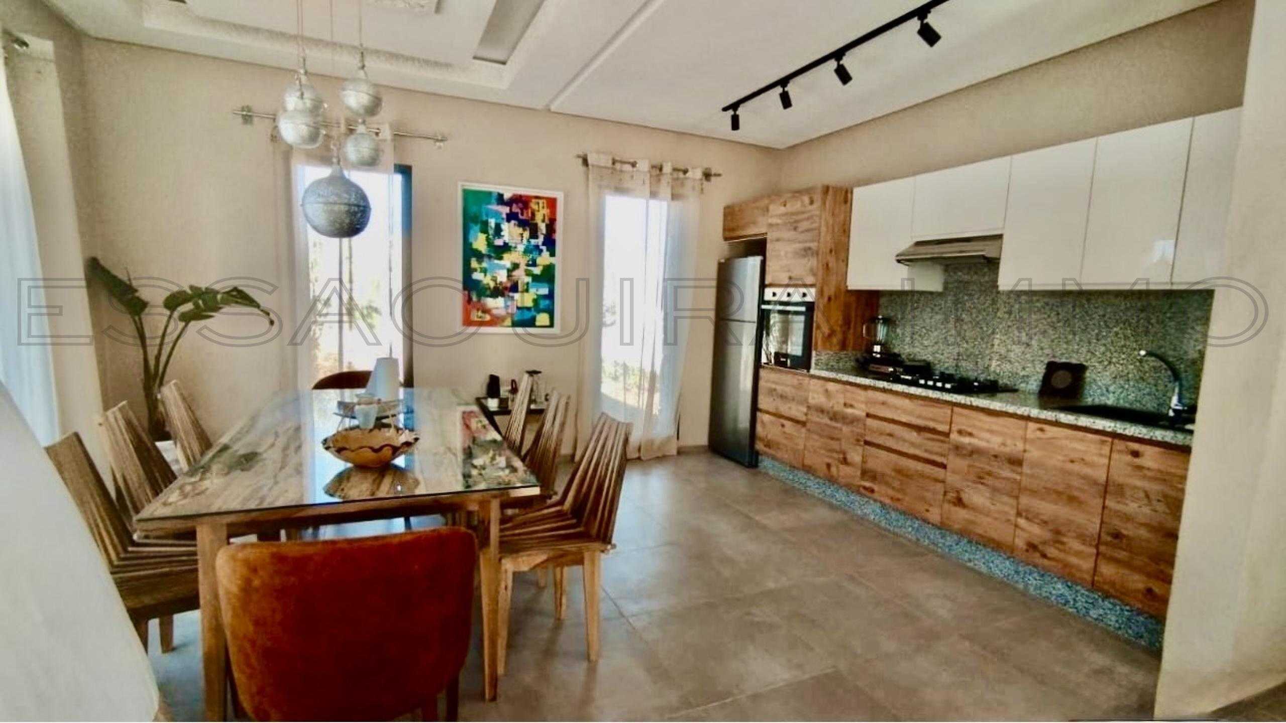 villa avec 2 chambres et 2 salles de bain