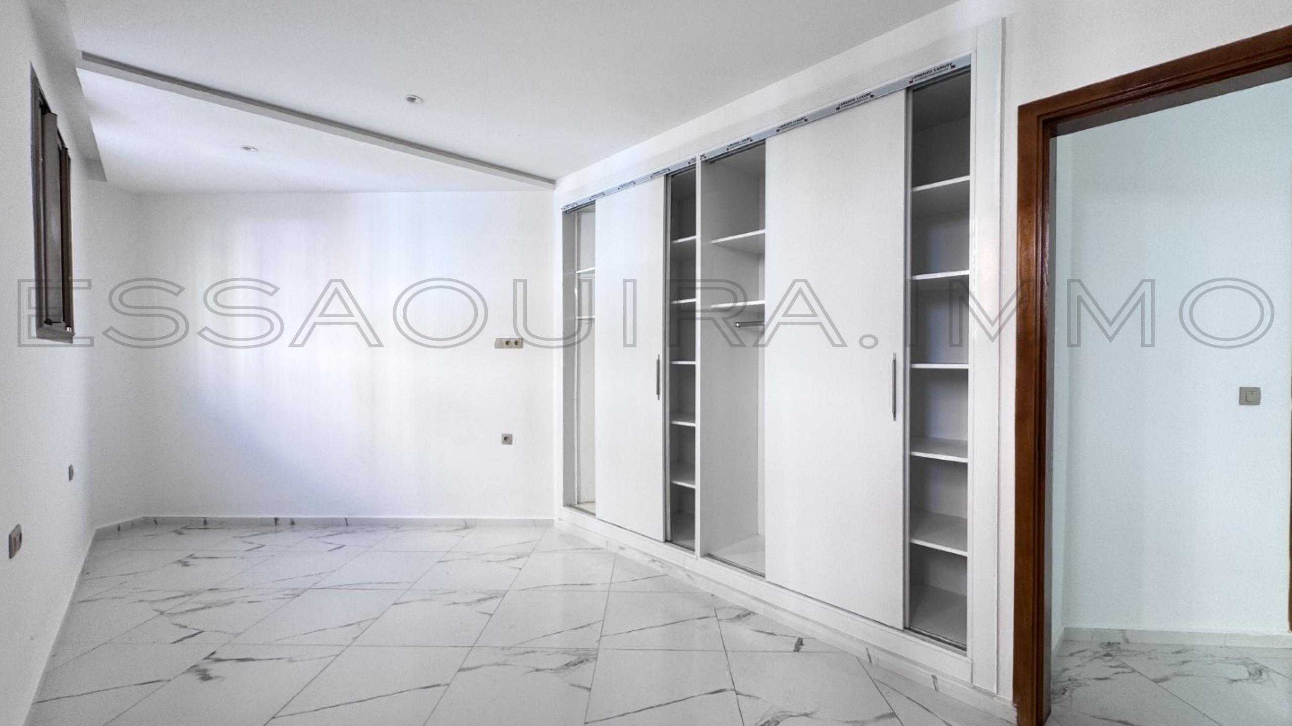 appartement avec 1 chambre et 1 salle de bain