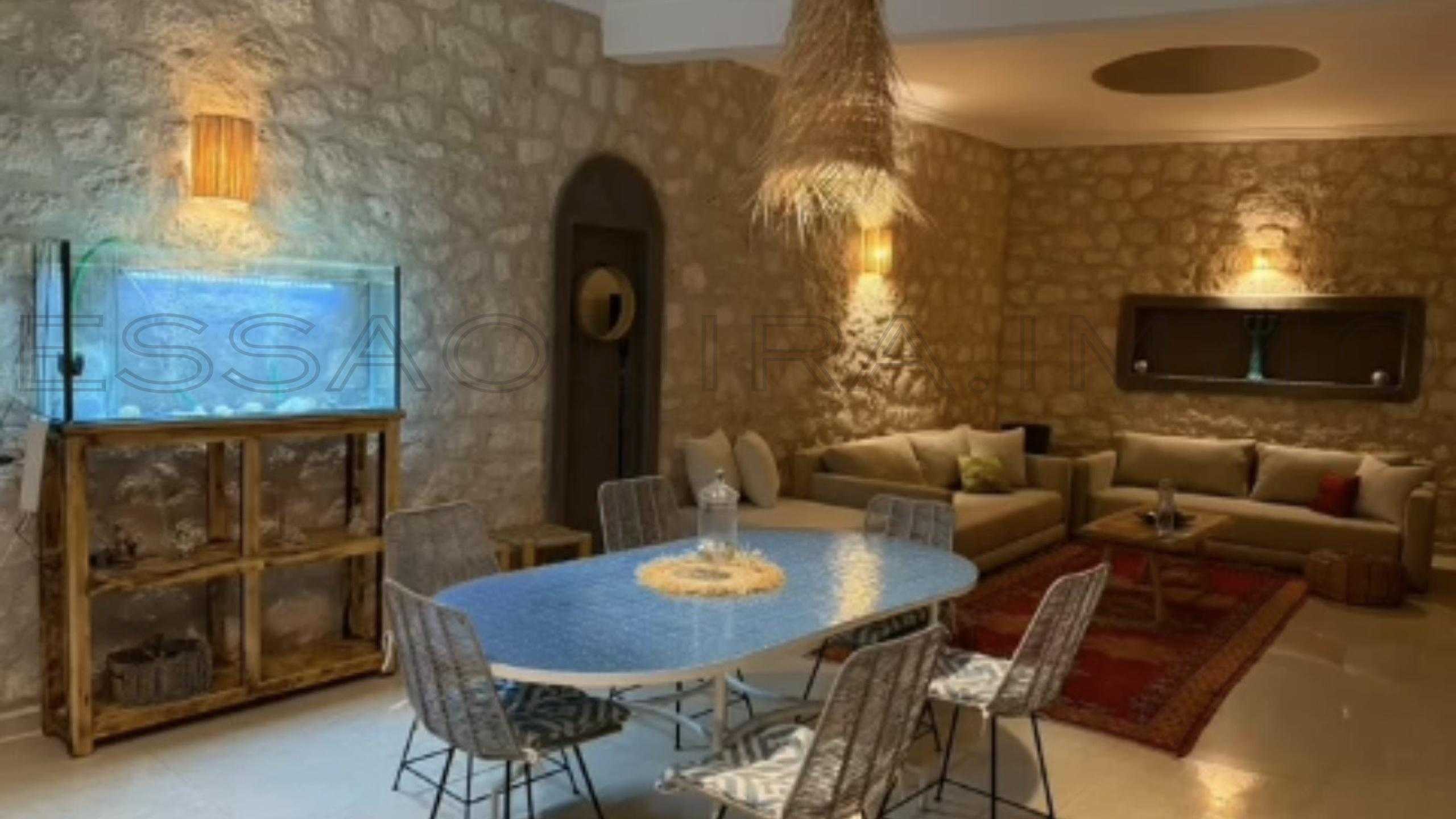 villa avec 3 chambres et 3 salles de bain