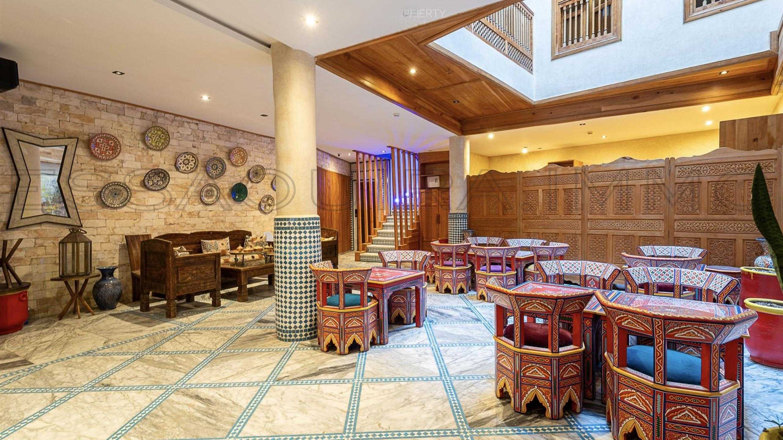 maison d'hôtes avec 7 chambres et 7 salles de bain