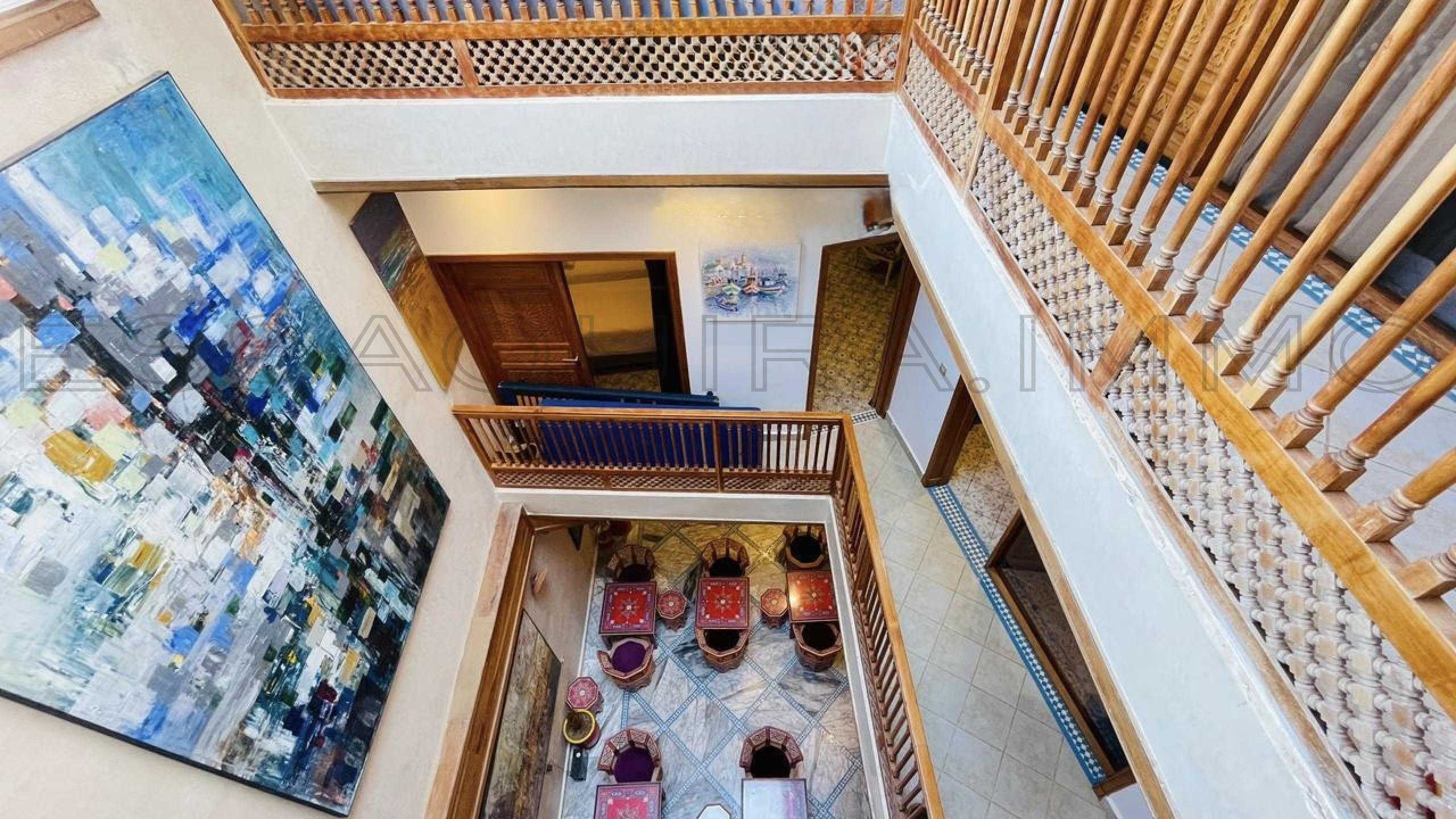 maison d'hôtes de 424 m&sup2; sur un terrain de 106 m&sup2;