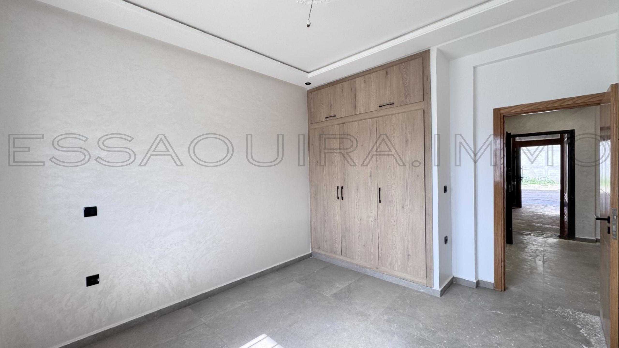 appartement avec 2 chambres et 1 salle de bain