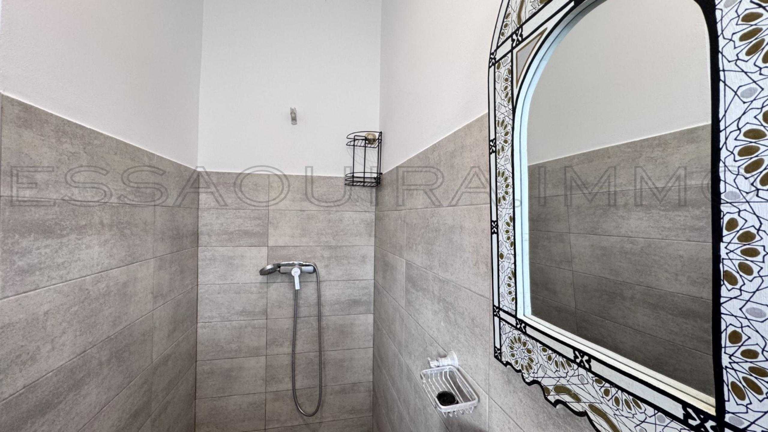 villa de 120 m&sup2; sur un terrain de 700 m&sup2;