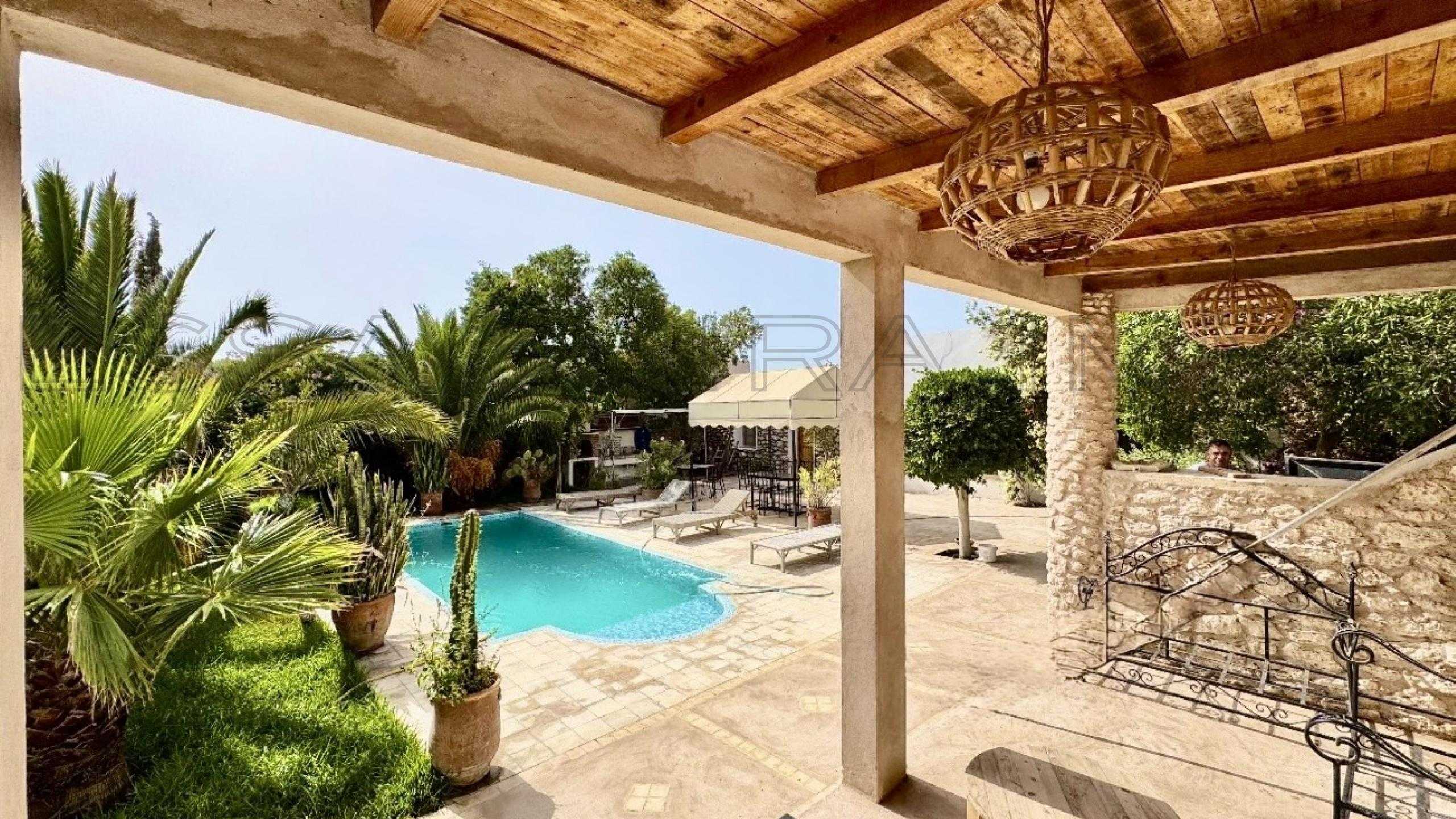 villa référence 2540