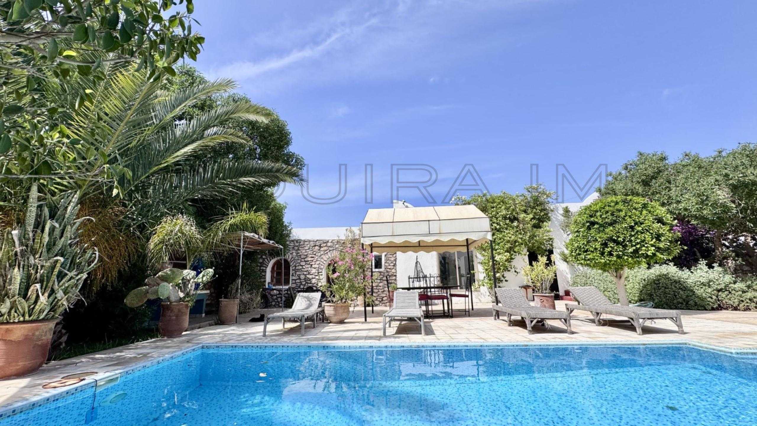 villa de 160 m&sup2; sur un terrain de 600 m&sup2;