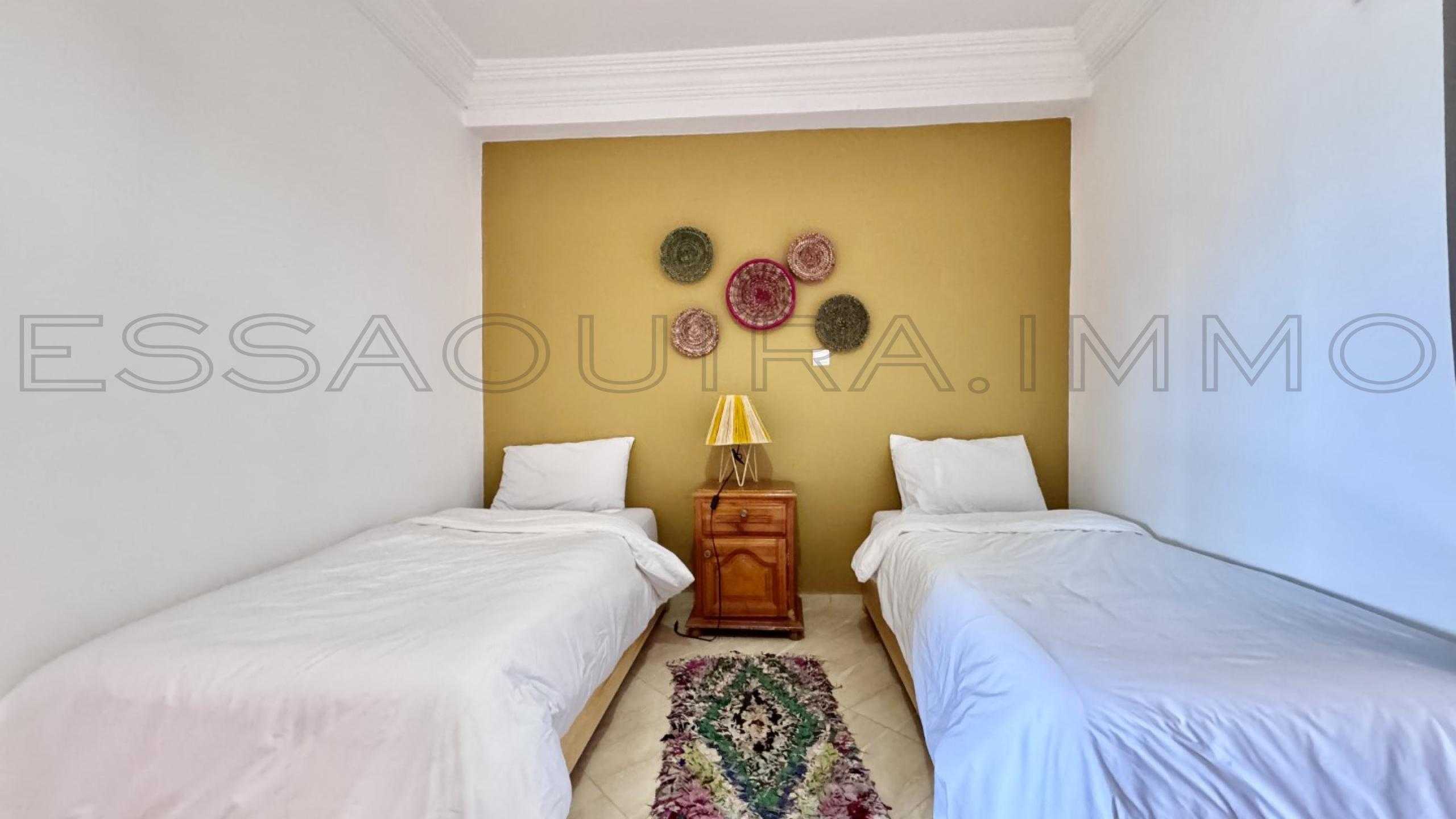 villa avec 2 chambres et 1 salle de bain